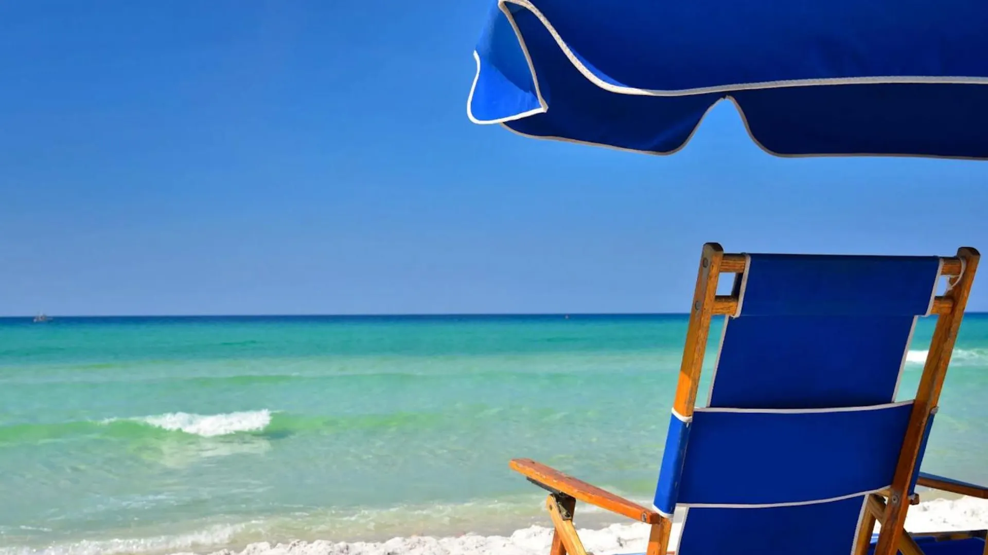 Apartment Beach House 601D-By Holiday Isle Properties Destin