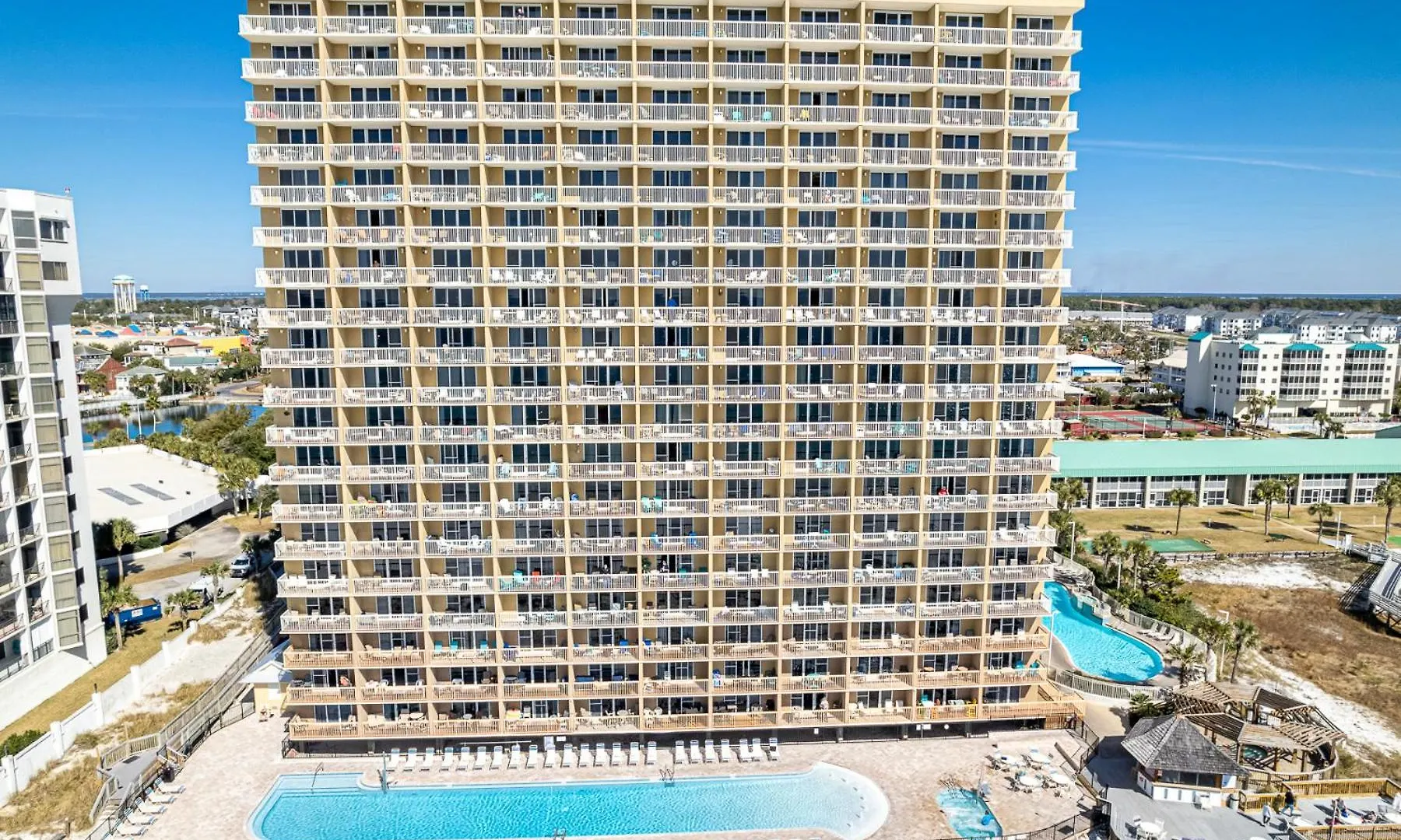 Apartment Beach House 601D-By Holiday Isle Properties Destin