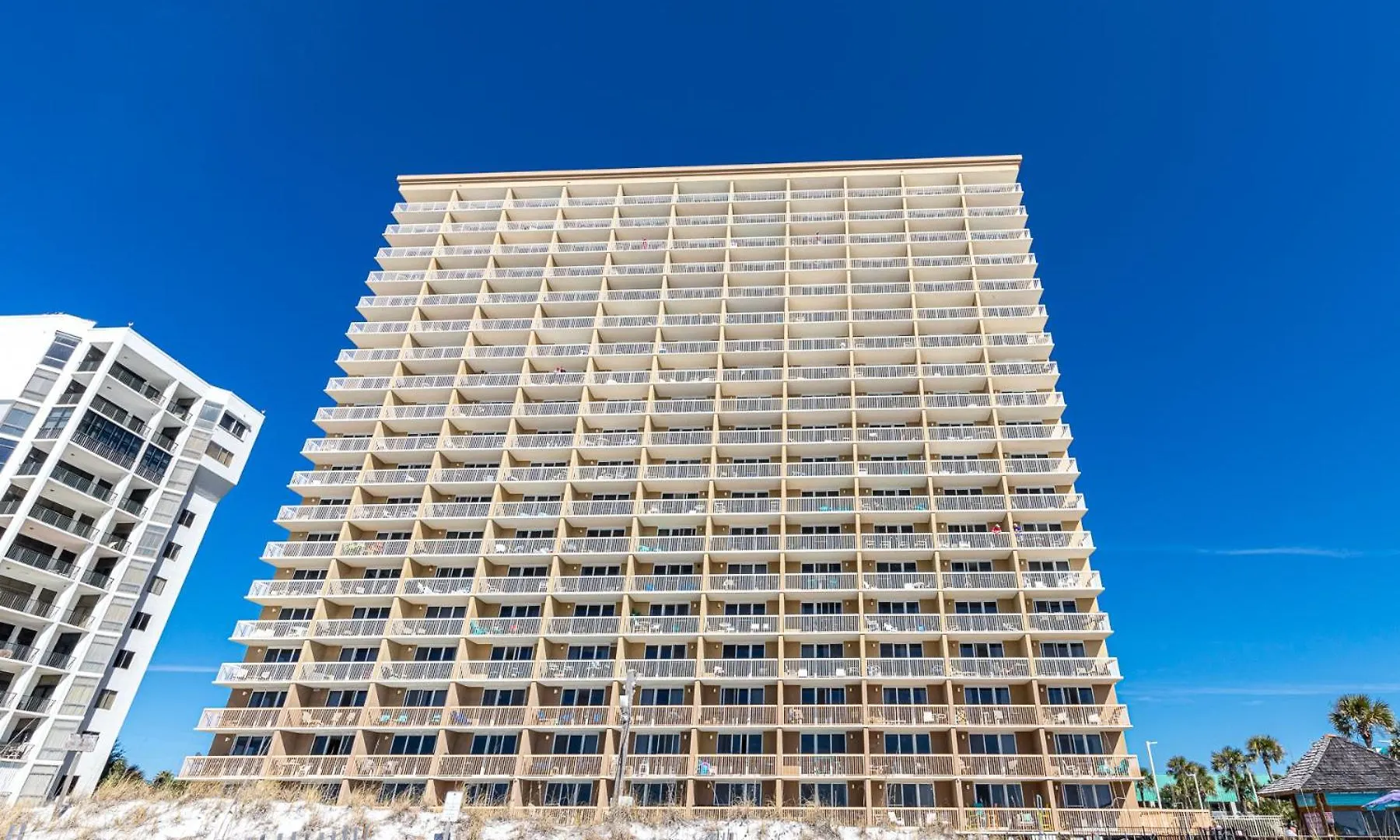 Apartment Beach House 601D-By Holiday Isle Properties Destin