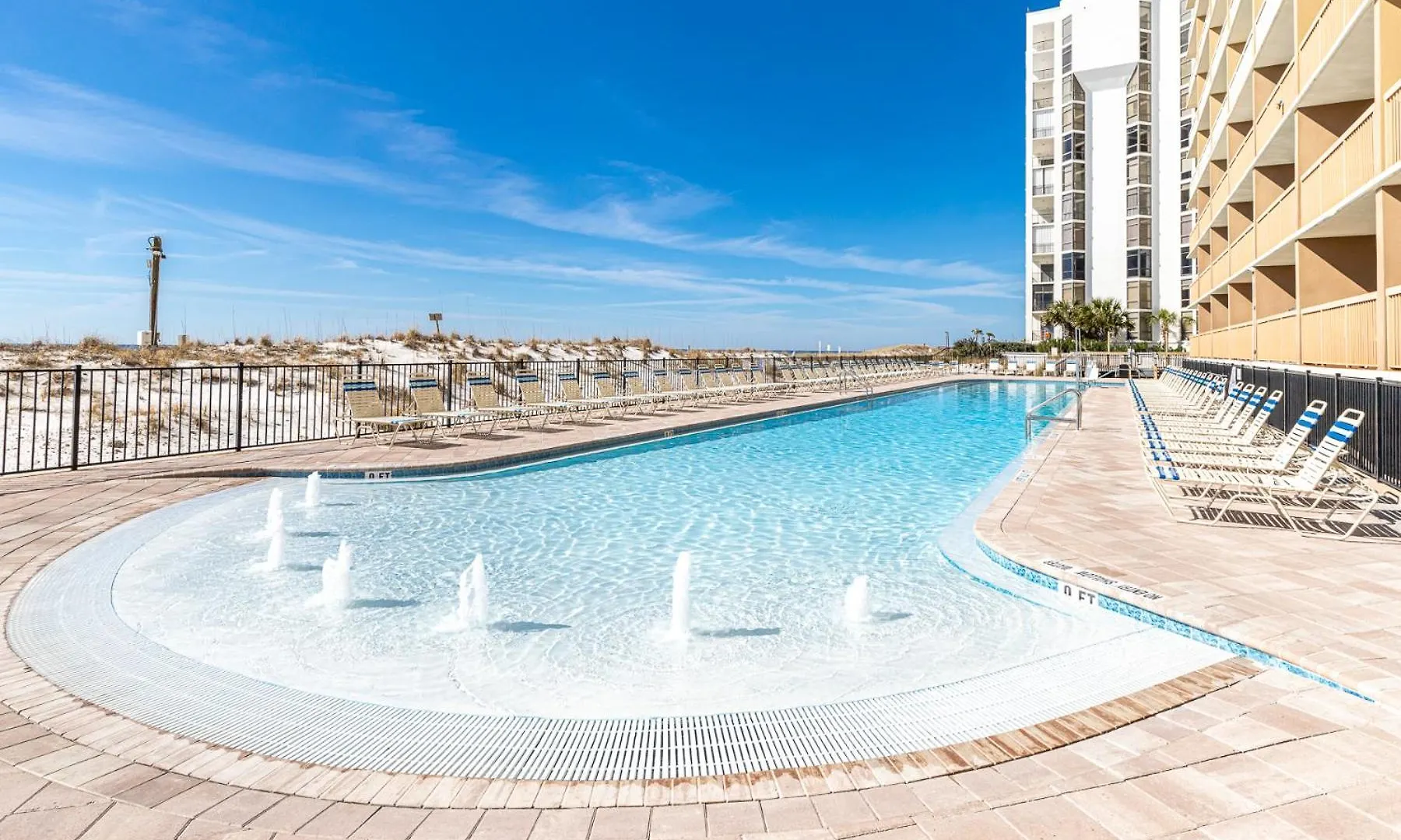 Apartment Beach House 601D-By Holiday Isle Properties Destin