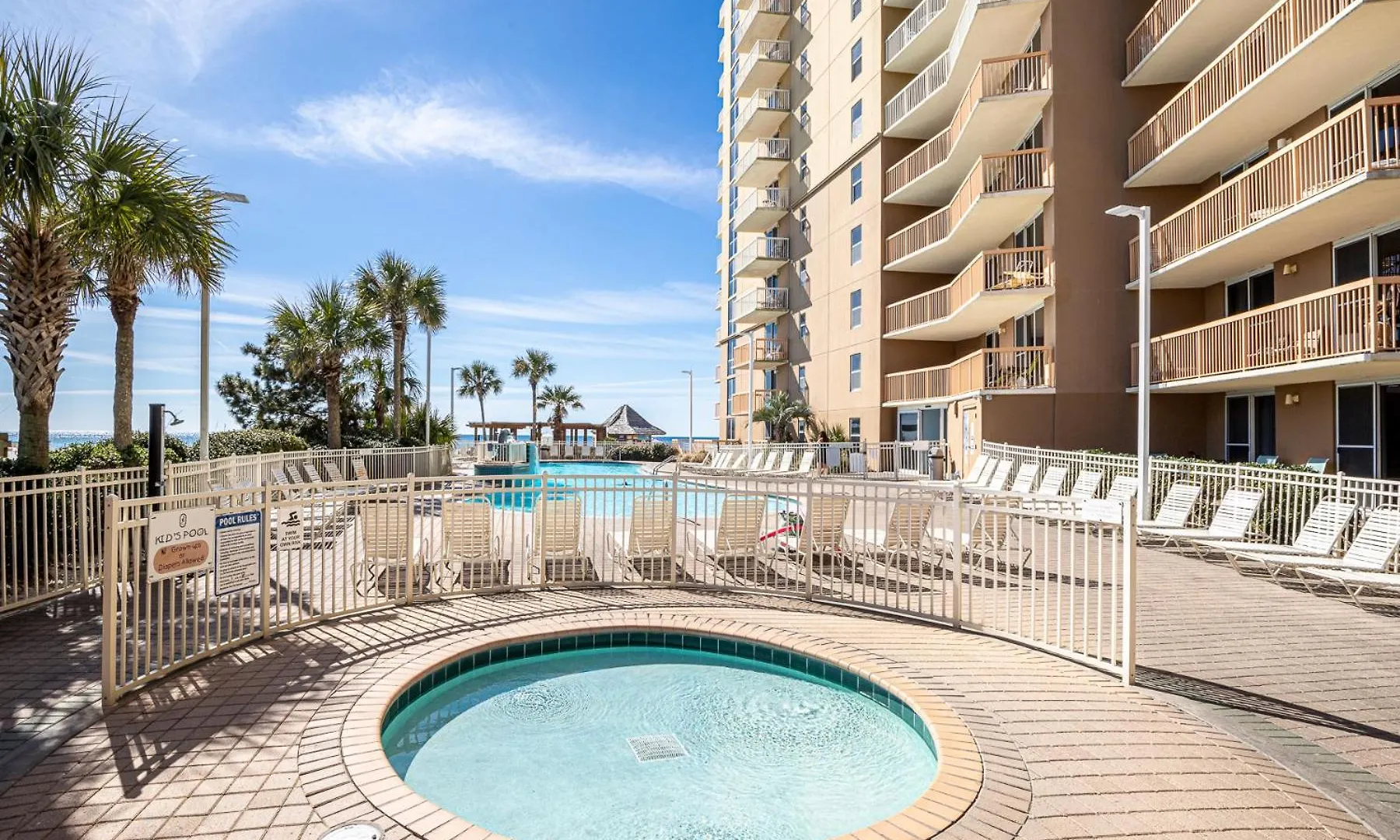 Apartment Beach House 601D-By Holiday Isle Properties Destin