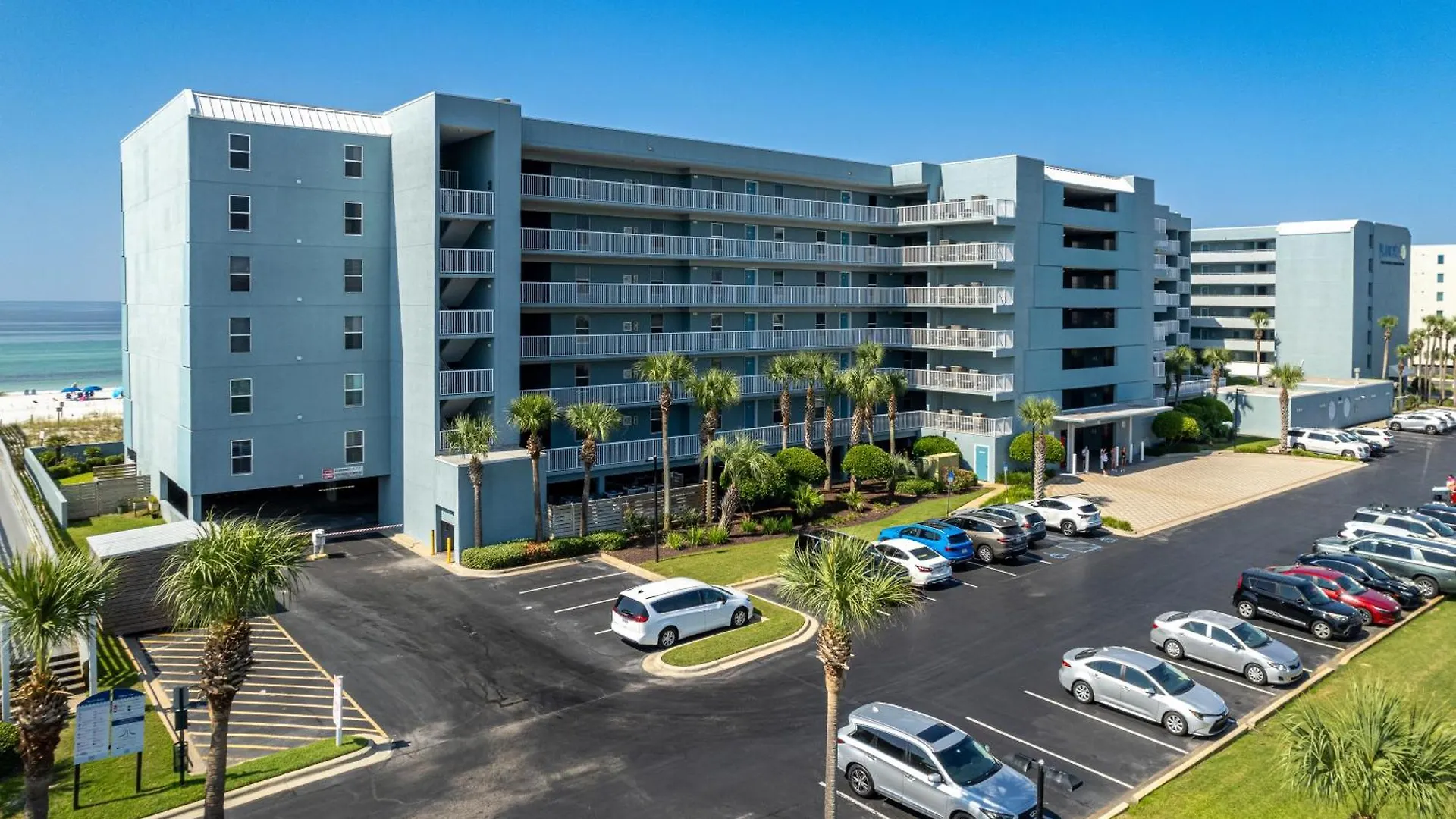 Apartment Beach House 601D-By Holiday Isle Properties Destin